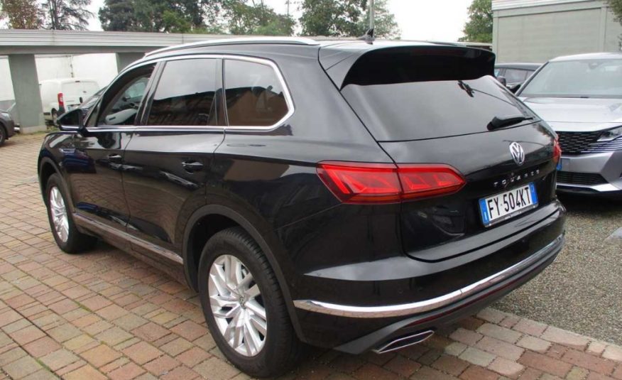 2019 Volkswagen Touareg 3.0 V6 TDI SCR 170kW Advanced