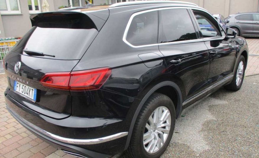 2019 Volkswagen Touareg 3.0 V6 TDI SCR 170kW Advanced